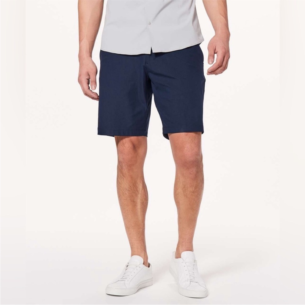 Lululemon | Men’s Navy Blue Commission Short Warpstreme 9"